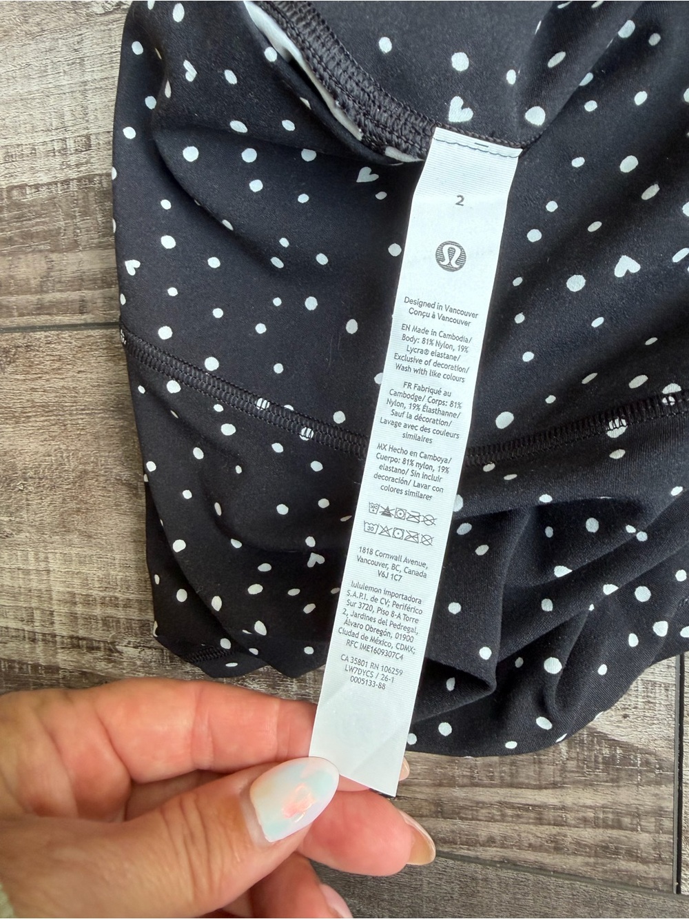 Lululemon Set NWT (scattered hearts/polkadots) Align Bikers/Flow Y Bra Size 2 - Picture 4 of 10